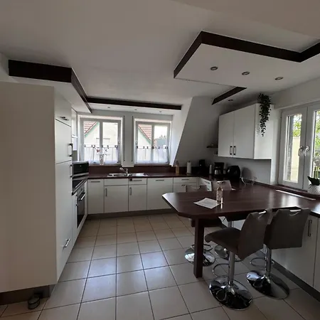 Monteurwohnung In Ruhiger Lage *